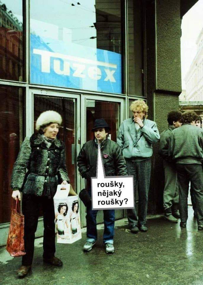 Tuzex a roušky